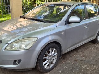 2009 Kia Ceed I, серебристый, 640000 рублей, вид 2