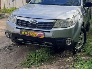 2012 Subaru Forester III Рестайлинг, серебристый, 1250000 рублей, вид 2