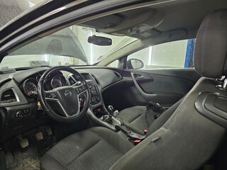 2013 Opel Astra GTC J Рестайлинг, серый, 975000 рублей, вид 5