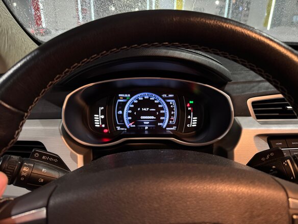 2022 Geely Atlas I, серый, 2400000 рублей - вид 9
