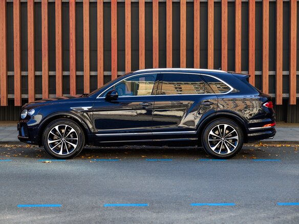2025 Bentley Bentayga I Рестайлинг, синий, 42700000 рублей - вид 10