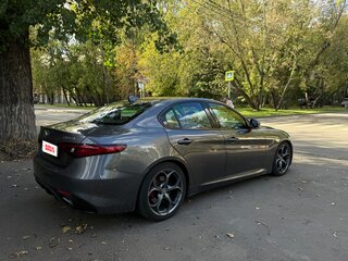 2017 Alfa Romeo Giulia II (952), серый, 2499900 рублей, вид 5
