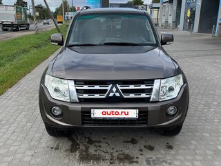 2011 Mitsubishi Pajero IV Рестайлинг 1, коричневый, 1650000 рублей, вид 3