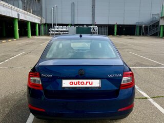 2017 Skoda Octavia III (A7), синий, 1429000 рублей, вид 4