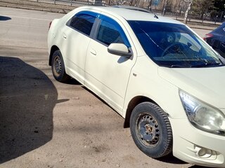 2013 Chevrolet Cobalt II, бежевый, 550000 рублей, вид 3