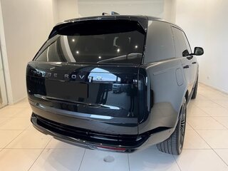 2025 Land Rover Range Rover P530 MHEV V, чёрный, 22127000 рублей, вид 3