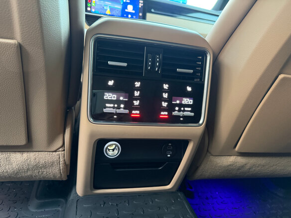 2021 Porsche Cayenne III, чёрный, 7500000 рублей - вид 12