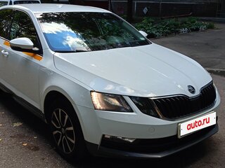 2019 Skoda Octavia III (A7) Рестайлинг, белый, 1400000 рублей, вид 2