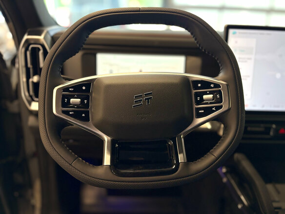 2026 Jetour T2, серый, 4499000 рублей - вид 17