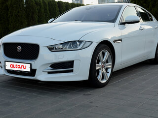 2017 Jaguar XE I, белый, 1984066 рублей, вид 1