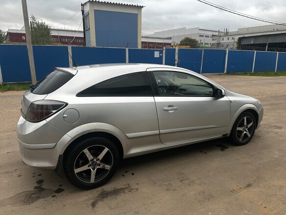 2008 Opel Astra GTC H Рестайлинг, серый, 360000 рублей - вид 3