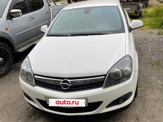 2010 Opel Astra GTC H Рестайлинг, белый, 500000 рублей, вид 3