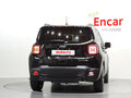 2023 Jeep Renegade I Рестайлинг, чёрный - вид 3