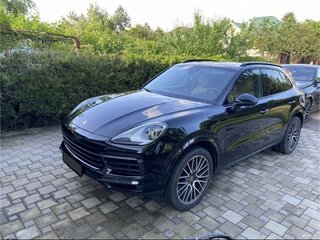 2022 Porsche Cayenne III, чёрный, 8450000 рублей, вид 1