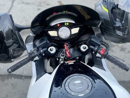 2009 Honda VFR 1200, белый, 1000000 рублей, вид 3