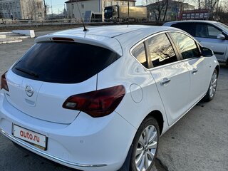 2013 Opel Astra J Рестайлинг, белый, 950000 рублей, вид 4