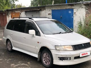 1998 Mitsubishi Chariot III, белый, 160000 рублей, вид 4