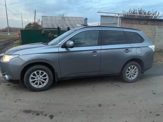 2012 Mitsubishi Outlander III, серый, 1400000 рублей, вид 3