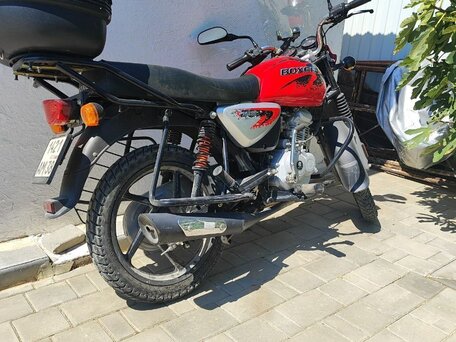 2024 Bajaj Boxer BM 125, красный, 115000 рублей, вид 1
