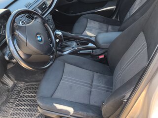 2011 BMW X1 18i I (E84), серебристый, 1000000 рублей, вид 3