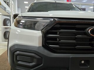 2026 Lada (ВАЗ) Niva Travel I Рестайлинг, белый, 1717000 рублей, вид 4