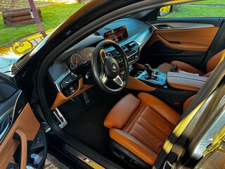 2019 BMW 5 серии 520d xDrive VII (G30/G31/G38), чёрный, 5050000 рублей, вид 4
