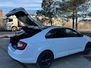 2017 Skoda Rapid I Рестайлинг, белый, 1175000 рублей, вид 4