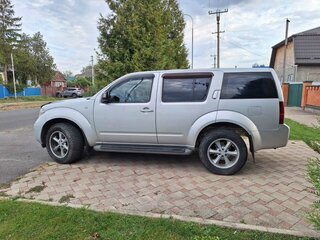 2009 Nissan Pathfinder III, серебристый, 1100000 рублей, вид 4