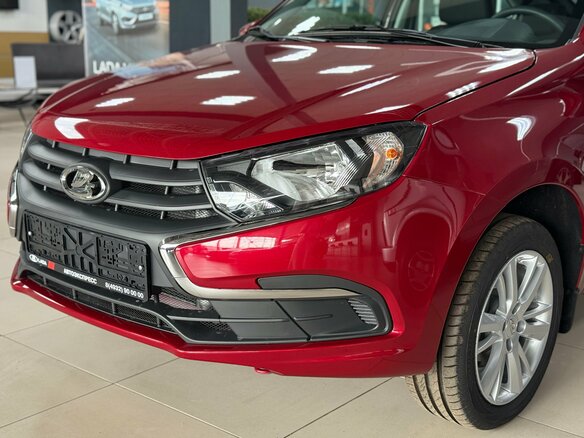 2025 Lada (ВАЗ) Granta I Рестайлинг, красный, 1110000 рублей - вид 6