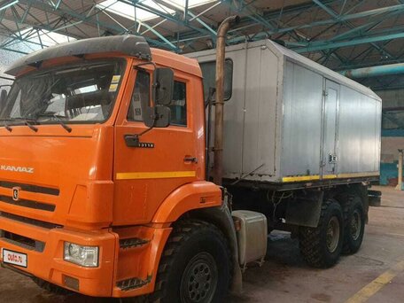 2019 КамАЗ 43118, оранжевый, 4400000 рублей, вид 1