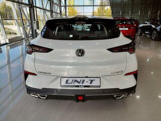 2024 Changan UNI-T I, белый, 3309900 рублей, вид 5