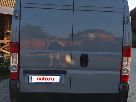 2012 Peugeot Boxer, серый, 1700000 рублей, вид 3