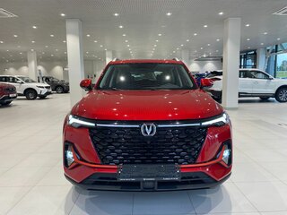 2025 Changan CS35 Plus I Рестайлинг, красный, 2839900 рублей, вид 2