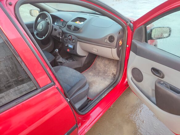 2007 Renault Clio III, красный, 420000 рублей - вид 8