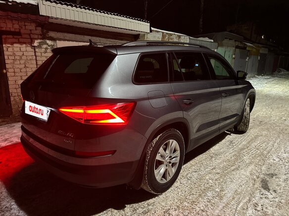 2018 Skoda Kodiaq I, серый, 2890000 рублей - вид 9