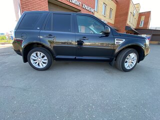 2014 Land Rover Freelander II Рестайлинг 2, чёрный, 1850000 рублей, вид 3