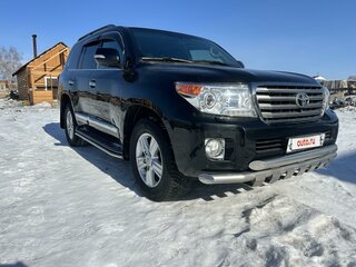 2015 Toyota Land Cruiser 200 Series Рестайлинг 1, чёрный, 5200000 рублей, вид 1