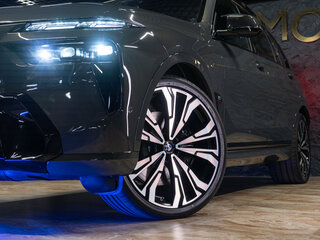 2026 BMW X7 M60i I (G07) Рестайлинг, серый, 22290000 рублей, вид 5