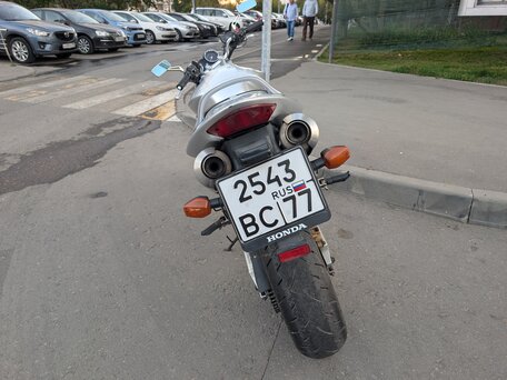 2008 Honda CB 900F Hornet, серебристый, 410000 рублей, вид 2