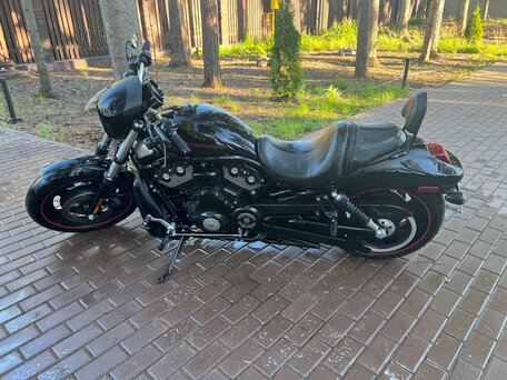 2008 Harley-Davidson V-Rod, чёрный, 1500000 рублей, вид 3