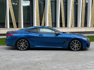2018 BMW 8 серии M850i xDrive II (G14/G15/G16), синий, 6900000 рублей, вид 5