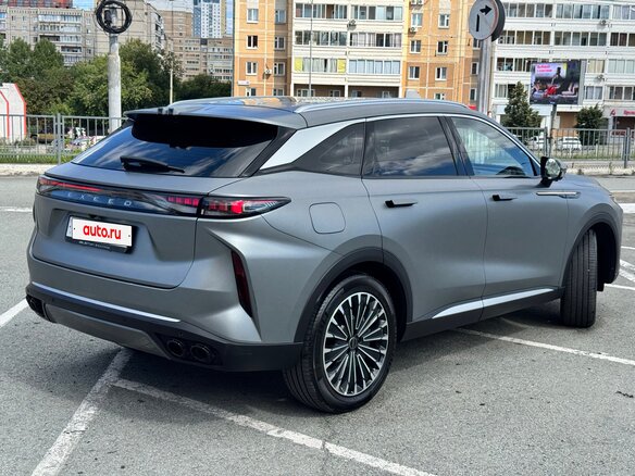 2023 Exeed RX (Yaoguang), серый, 3150000 рублей - вид 4