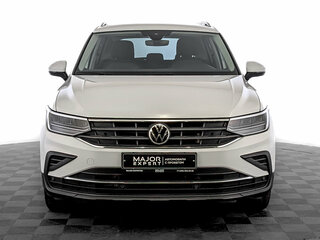 2021 Volkswagen Tiguan II Рестайлинг, белый, 3130000 рублей, вид 2