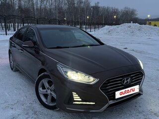 2019 Hyundai Sonata VII (LF) Рестайлинг, золотистый, 2150000 рублей, вид 5
