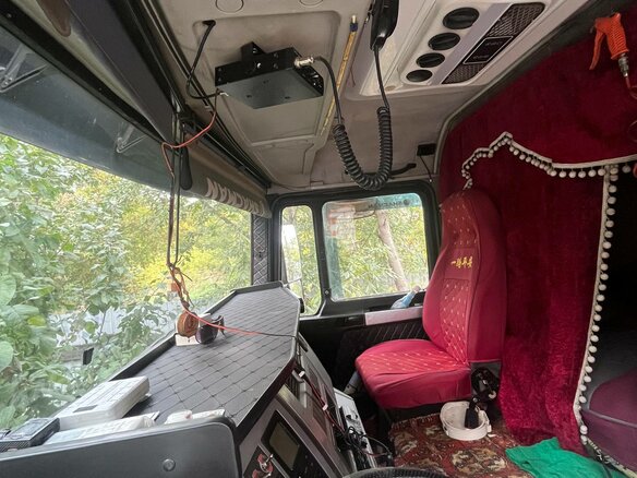 2011 Shacman (Shaanxi) SX3255, жёлтый, 1500000 рублей - вид 27