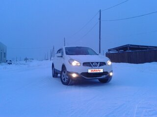 2013 Nissan Qashqai I Рестайлинг, белый, 1050000 рублей, вид 5