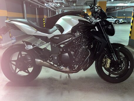 2012 MV Agusta Brutale 920, белый, 600000 рублей, вид 4