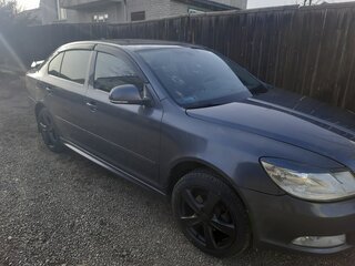 2012 Skoda Octavia II (A5) Рестайлинг, серый, 800000 рублей, вид 1
