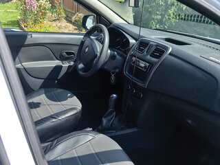 2015 Renault Sandero II, белый, 560000 рублей, вид 1