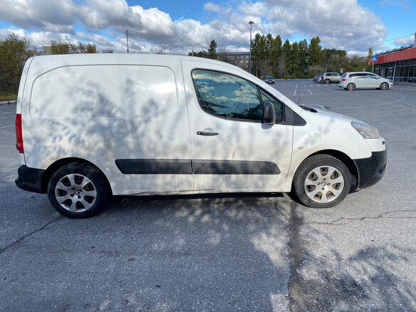 2010 Peugeot Partner, белый, 550000 рублей - вид 6